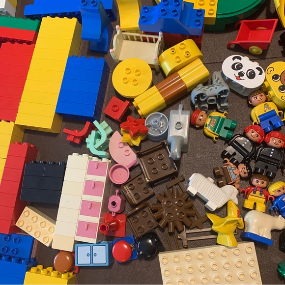 HUGE LOT OF VINTAGE LEGO BRANDED DUPLO BLOCKS Figures, Vehicles Blocks - Picture 5 of 11
